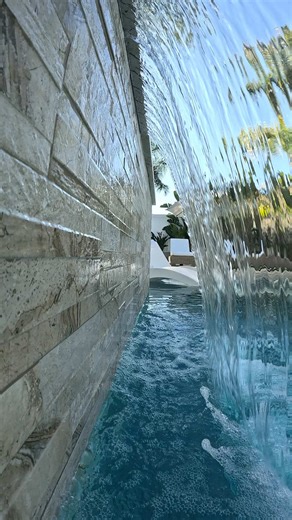 Getting barreled Premier Pools & Spas style 🌊💦 #barreled #sandiegolife #premierpoolsandspas #waterfeature #custompool