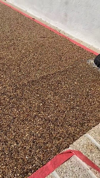 See This Stunning Resin Bound Driveway Transformation
