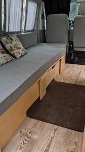 Ein neues, durchdachtes Ausbau-Konzept für VW T5 / T6, Ford Custom, Vito und vergleichbare Vans #camperausbau #selbstausbau #vanlifegermany #minicamper #kühlbox #campinglife #wohnmobilausbau | Wood Camper