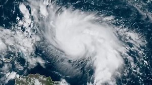 Steady stream of shoppers stocking up as Floridians brace for Hurricane Dorian | CNN