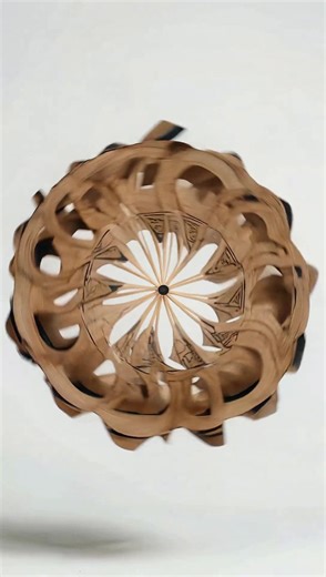 TPU, PETG, PLA—spot the difference in 10 seconds. #TPU #PETG #PLA #MaterialTest #Macro #3Dprinting #FYP Lattice strength test in fast-forward—would you use this? #Lattice #Voronoi #Engineering #RapidPrototyping #MakerCommunity #FYP Studio clean, rugged details—start-to-finish montage. #CleanStudio #IndustrialDesign #ProductDesign #Hyperlapse #3Dprint #FYP