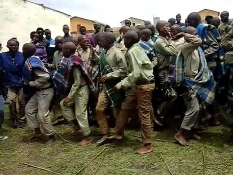 xhosa initiation in bizana kwanikhwe (ulwalukho lwesixhosa ebizana kwanikhwe)