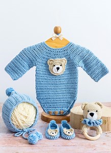Crochet Baby Onesie Pattern (The Little Logan Romper) - Maisie and Ruth
