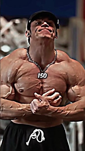 Who Wins In a Real Street Fight: A Massive Bodybuilder Or a Trained MMA Fighter? 🥊