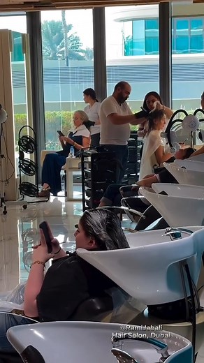 287K views · 3.5K reactions |  Understanding & Caring for Thin, Flat Hair Finding the right style for thin, flat hair can be a little challenging … but with the right approach, you can completely transform the look and feel of your hair. ‍♀️ | Rami Jabali | Facebook