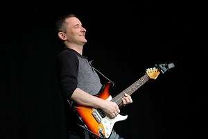 2.2K views · 66 reactions | My guitar student (and Music School Leader Of The Year 2019 award winner), James Maxwell (USA) performing at HESSFEST. After already having played for 2 decades, James massively transformed his guitar playing since starting Breakthrough Guitar Lessons in 2014. It's been a great pleasure teaching James over the past 6 years and watching his HESSFEST performance. Great job James! | Tom Hess | Facebook