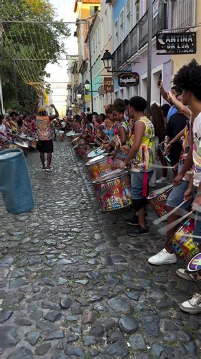 Os vídeos de Dr.prof_hugo (@dr.hugo82) com som original - Dr.prof_hugo