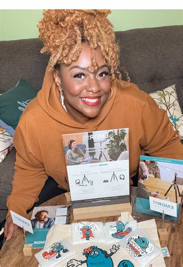 Everyone always ask what type of equipment do you use for EMDR! Here’s a glimpse of some of my favorite products! EMDR kit is it!!! Happy to continue my partnership with them in 2026 #emdrkit #emdrtherapist #emdrresources #thegroundbreakingemdrtherapist