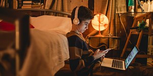 How to create a Spotify playlist on desktop or mobile