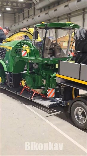 Epic RC Heavy Haulage! 🚛💨 Giant John Deere & Mammoet Power 🏗️