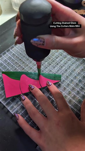 Cutting Stained Glass using the cutters mate mini for the March Stained Glass Pattern Club 🥰 #stainedglass