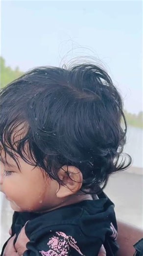 Little Manik#ytshorts #trending #cute #viral #youtubeshorts #ajaydevgan #madhu #90s #latamangeshkar