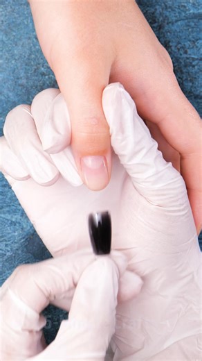 386K views · 507 reactions | The best manicure option for a romantic date 殺 | 5-Minute Crafts | Facebook