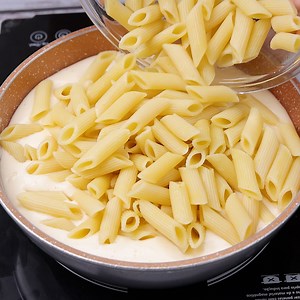 24K views · 95 reactions | Pasta to potato cream and bacon, the best pasta you’ll ever eat! | My CookBook | Facebook