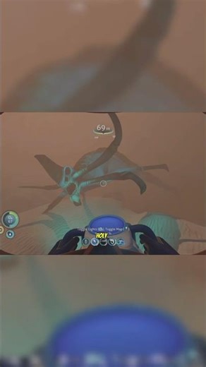 First encounter with a Reaper Leviathan #subnautica #subnauticabelowzero #gaming