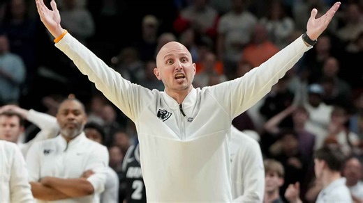 VCU basketball HC Phil Martelli Jr.'s immediate reaction to North Carolina shocker