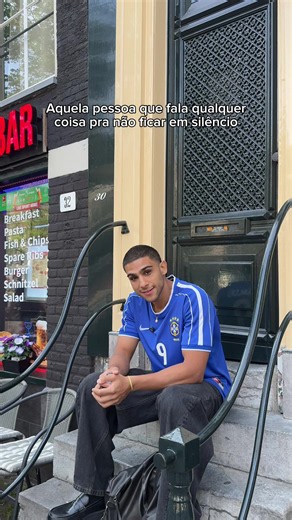 Você é do tipo que fica confortável ou desconfortável no silêncio? | are you comfortable