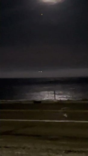 Mysterious Hovering Lights Over Lake Erie