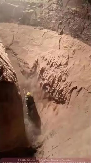 Terrifying mountain mudslide captured during sudden cliff collapse #shorts