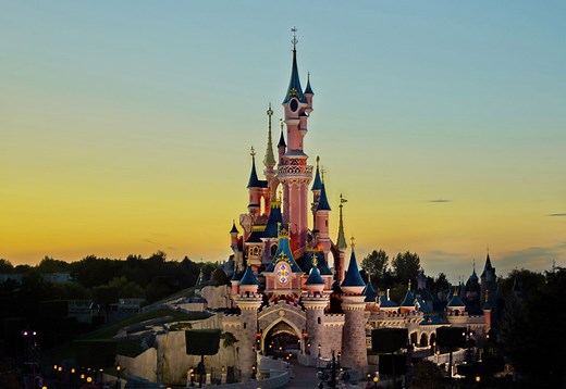 Why Disney Would Like You To Forget Disneyland Paris' Opening Day - AllEars.Net