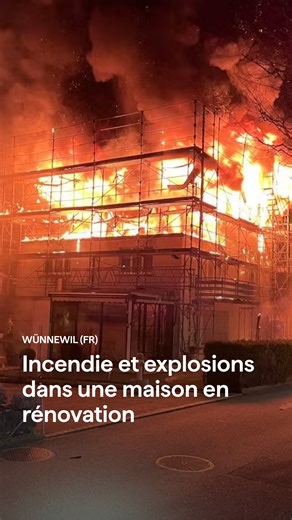 🇨🇭 Une maison en transformation a pris feu jeudi soir à Wünnewil. Une douzaine de voisins ont été évacués. Plus d’infos via le lien en bio lien 🔗 | 20 minutes online