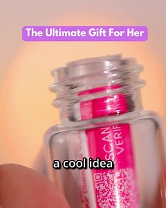 19K reactions · 2.4K shares | We put a real Diamond in every candle and HERE is the PROOF. Never has there been such a craze among girls about something as there is about Forever Wick Candles   Our biggest sale of the year is here  Get up to 80% off now | ForeverWick Candle | Facebook