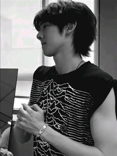 Identifying Toxic Boyfriends: Signs to Watch For 🚩