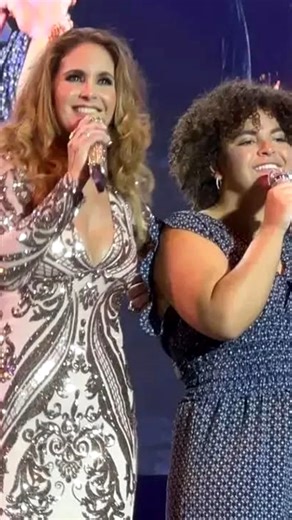 118K views · 4.4K reactions | Fans número 1… Lucero y Mijares acompañaron a Lucerito en su gran noche en el Auditorio Nacional. | Estrella2 | Facebook