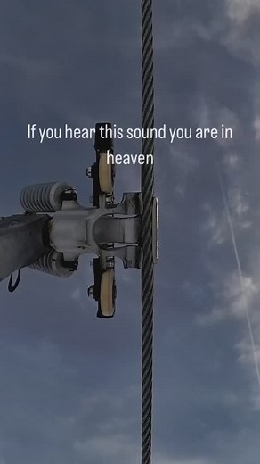 4K views · 508 reactions | Best sound  Follow @the.snow_zone  adventureprinz #skiing #ski #snowboarding #snowboard #winter #snow #skiseason #winterseason #wintersports #wintersport #snowsports | The Snow Zone | Facebook