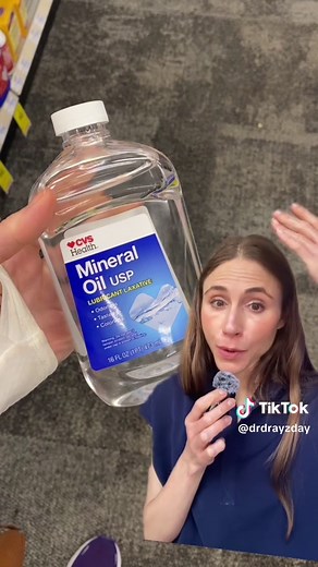 Mineral Oil Benefits for Dandruff and Hair Growth