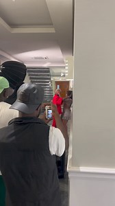 Landrick junta Neide Sofia e Gibelé para vídeo clip da música Babete. Confira o trecho do vídeo. #dança #coluna #gibelé | Moda Versátil - Loja Online