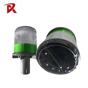 [Hot Item] 2025 Solar LED Barricade Traffic Warning Light Installed on Safety Cone and Barrier