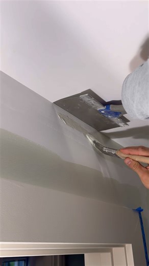 7.1K views · 43 reactions | Cutting in Around the Ceiling. DIY Style! #construction #realestate #DIY #homerenovation #entrepreneur | WINNI | Facebook