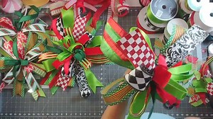 Grab your ribbon and let's make some BOWS with Coach Jordan today, y'all! | DecoExchange