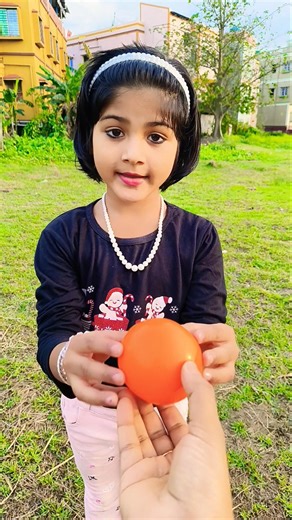 ছোটু ভাতিজা বল পেয়ে খুশি হল ❤️🤣👍... #funny #youtubeshorts #trending #viralshorts #subscribe #like