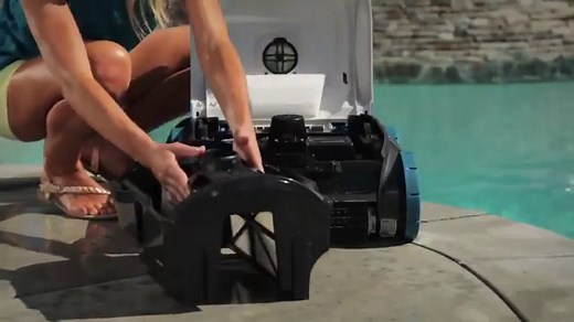 Hayward AquaVac 500 Robotic Pool Cleaner w/Caddy, Timer & Swivel. Floor, Wall, Waterline