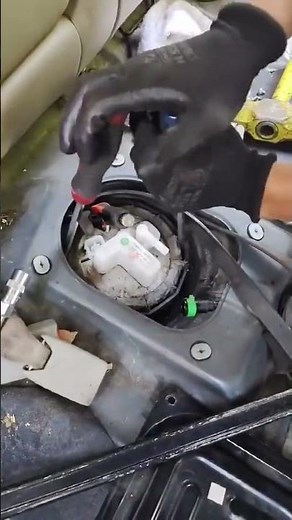 Disassembly of oil pump cover#mechanic #olebrandselect