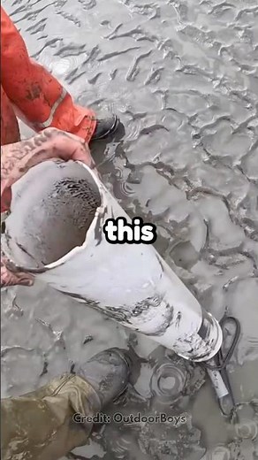 Luke explains how to use a clam gun