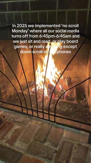 Maximize Reading Time with 'No Scroll' Phone Feature