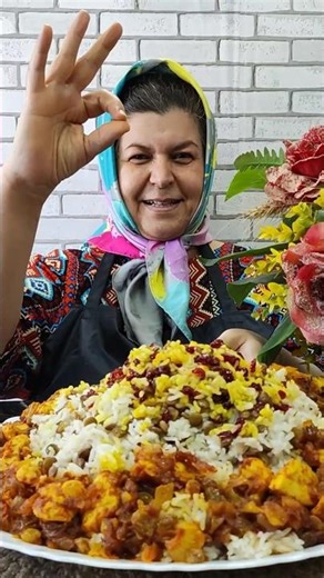 The Most Delicious Persian Rice & Chicken Dish (Adas Polo)! 😍😜