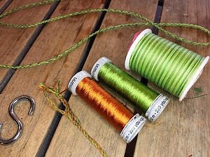 DIY yo-yo string