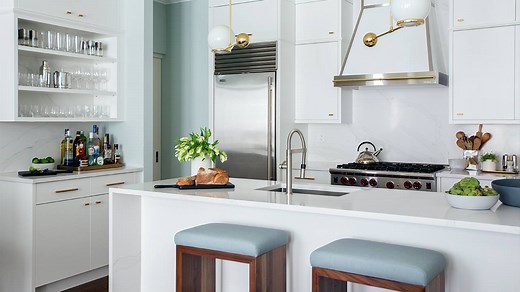 13K views · 171 reactions | Designer Allison Willson of Sarah Richardson Design shares a stunning all-white kitchen makeover. For more videos visit https://houseandhome.com/tv | House & Home | Facebook