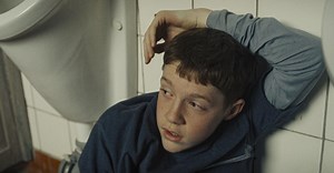 Mit der Faust in die Welt schlagen - Trailer Deutsch