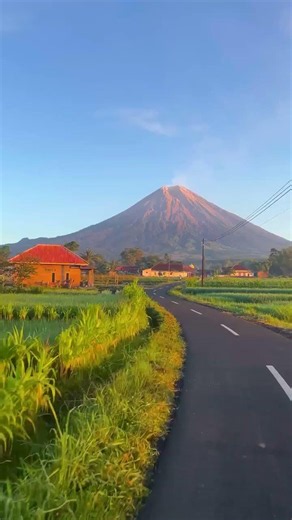 pemandangan gunung semeru dari pronojiwo kabupaten lumajang #wisata