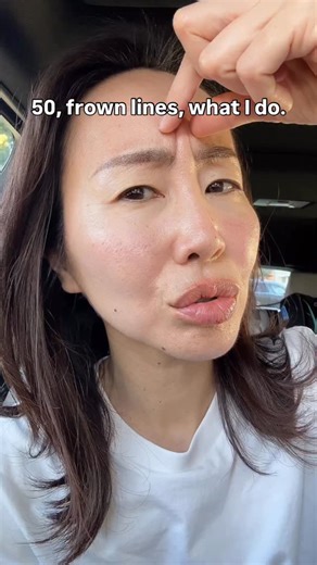 May | Beauty Shiatsu Trainer on Instagram: "Frown lines can be caused by muscle tension, poor circulation, fluid buildup, and a tight scalp. These steps relax the muscles, improve flow, and release tension so the lines can slowly soften. Step 1 Forehead lymph drainage This moves excess fluid and waste out of the area. Less swelling and better circulation make the forehead softer and easier to move. Step 2 Gentle tapping on the forehead Light tapping increases blood flow and wakes up the muscles.