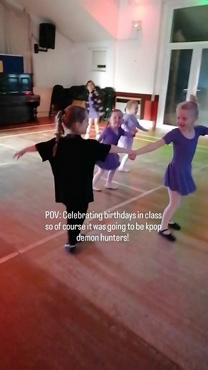 We LOVED having not just one but two birthdays to celebrate in classes this week 🥳 Of course they both chose musical statues as their birthday game choice and the music just had to be Golden! Allowing flexibility within our class plans to celebrate things like birthdays when the children come to class on their birthdays is really important to us, and definitely helps strengthen that 'more than just a dance class' community feel that we're so passionate about 💜 | Amethyst Dance Pembrokeshire