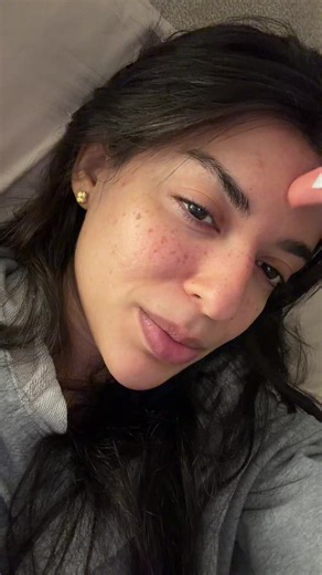 ماعجبني 🥲 كنت بنزلكم الاغنية حقتنا امس بس بحاول انزلها اليوم #سلام يادار السلام 🇸🇦🤍