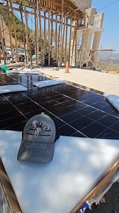 Llego el Panel Solar Creí que era más pequeño...esta super 👌🫡✅️ #Chítaro_Studio | Chítaro Studio/Arquitectura y Construcción