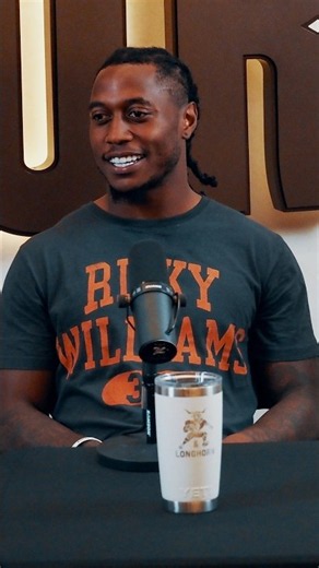Hollywood Smothers on how he got his nickname | 3rd & Longhorn