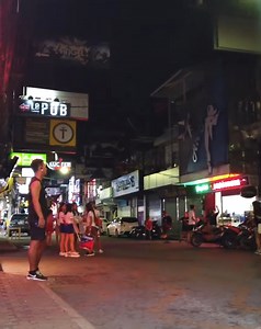 Bangkok Street at Night | Bangkok NightLife